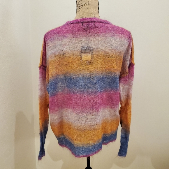 Fate Multi-colored Lightweight Sweater - Picture 2 of 2